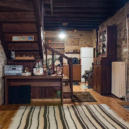 S Stonehouse. το πέτρινο στη λιθιά - καστοριά Casa vacanze *