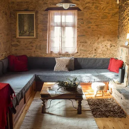 S Stonehouse. το πέτρινο στη λιθιά - καστοριά *