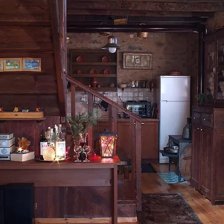 S Stonehouse. το πέτρινο στη λιθιά - καστοριά Lithia