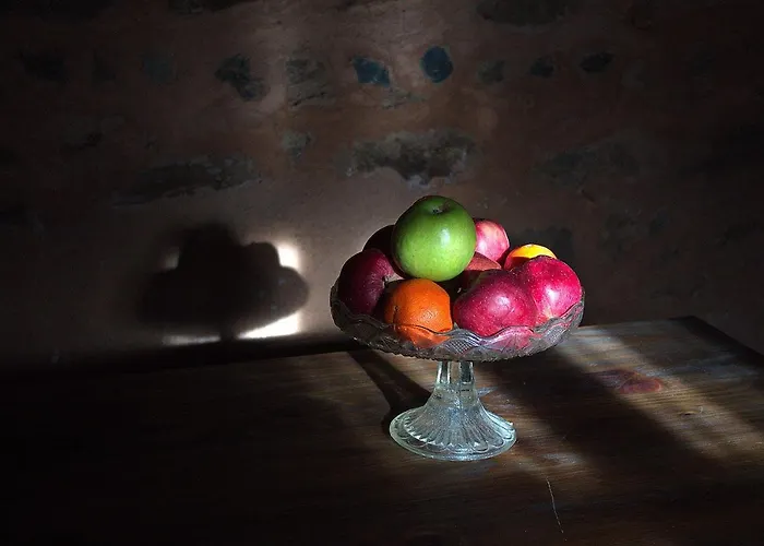 S Stonehouse. το πέτρινο στη λιθιά - καστοριά