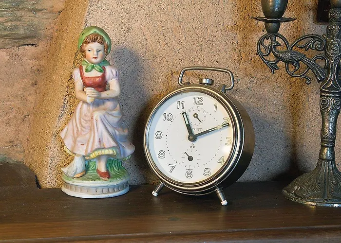 S Stonehouse. το πέτρινο στη λιθιά - καστοριά