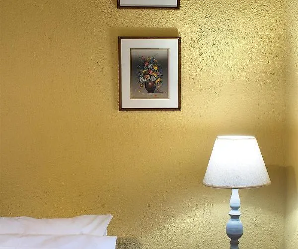 S Stonehouse. το πέτρινο στη λιθιά - καστοριά Hébergement de vacances